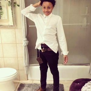 Meet your Posher, Malikk